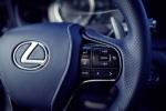 Lexus LC500h 2016 года (EU)